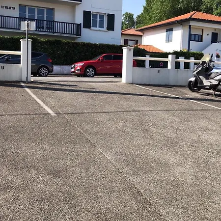 Face A La Terrasse-parking-wifi-draps Et Serviettes * Hendaye